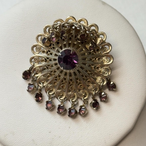 Jewelry - Vintage Purple Rhinestone Dangle Cha Cha Gold Tone Filigree Brooch Pin Scalloped